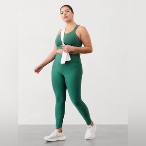 NWT Athleta Pacesetter Ultra Highrise 7/8 leggings - size M Tall